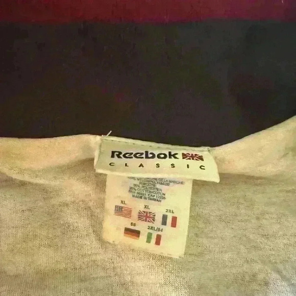 Men’s vintage Reebok Classic Zip Up Jacket. - Picture 6 of 9